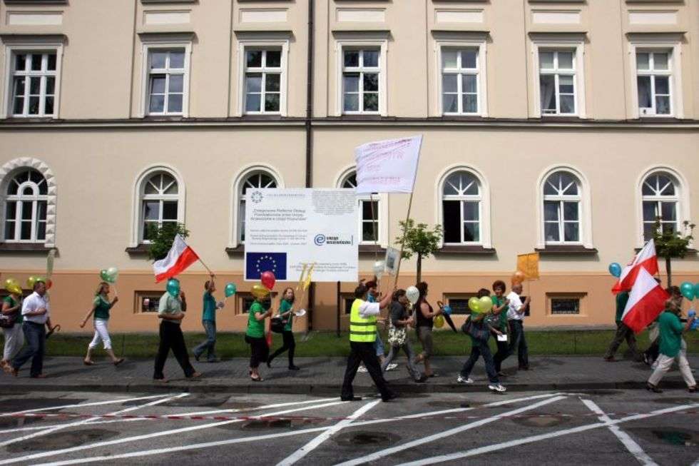  Protest mieszkanców Rogóźna (zdjęcie 2) - Autor: Jacek Świerczynski