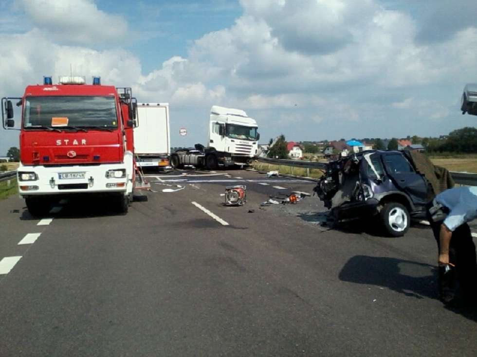  Wypadek w Tuliłowie (zdjęcie 2) - Autor: kpt. Pawel Jakubowicz JRG Miedzyrzec Podlaski