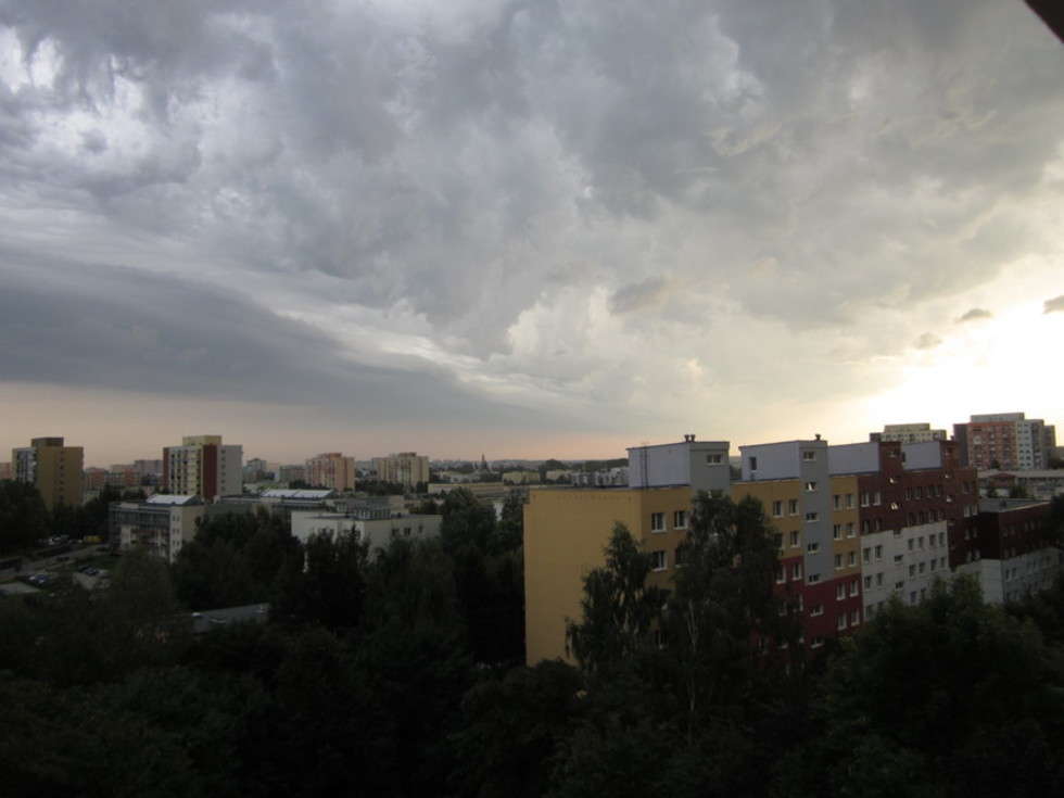  Burzowe chmury nad Lublinem (zdjęcie 3) - Autor: Mateusz