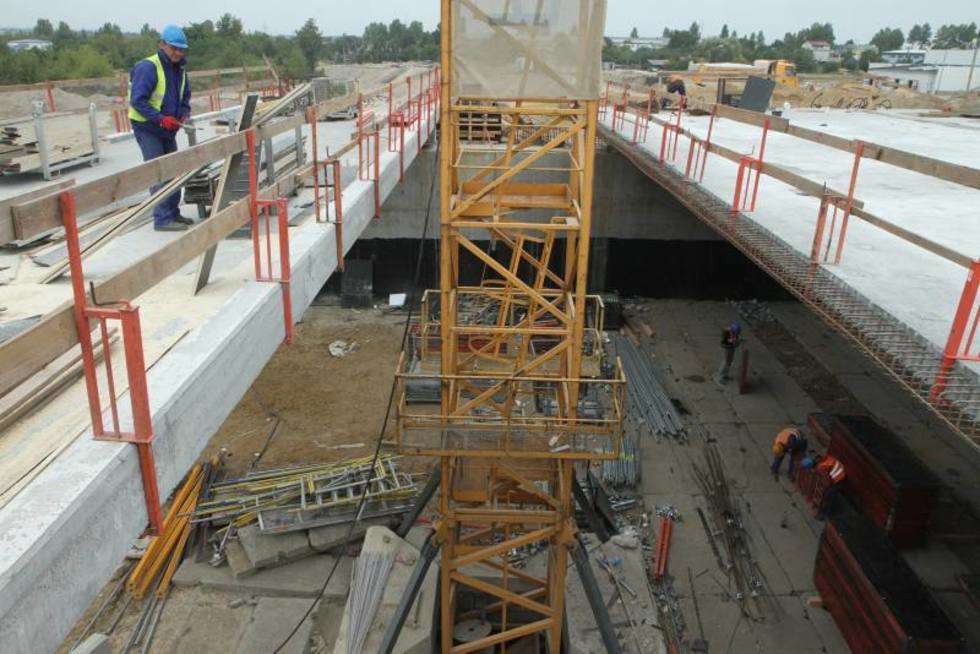  Budowa wiaduktu nad ul. Metalurgiczną (zdjęcie 9) - Autor: Maciej Kaczanowski