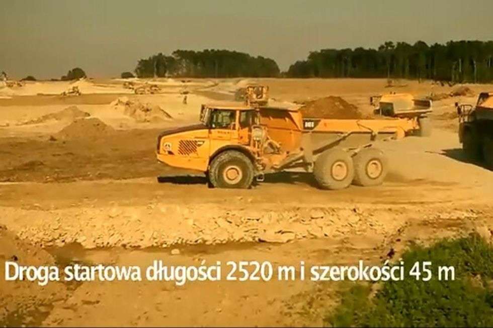  Reklama budowanego lotniska w Świdniku. Kadry z filmu promocyjnego