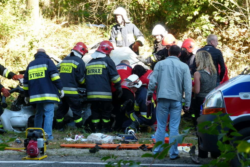  Wypadek w miejscowości Zagrody koło Goraja (zdjęcie 2) - Autor: Internauta Grzegorz
