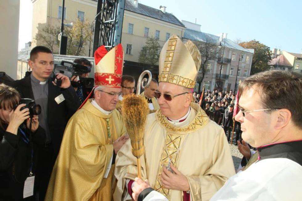  Ingres abp. Stanisława Budzika (zdjęcie 21) - Autor: Maciej Kaczanowski