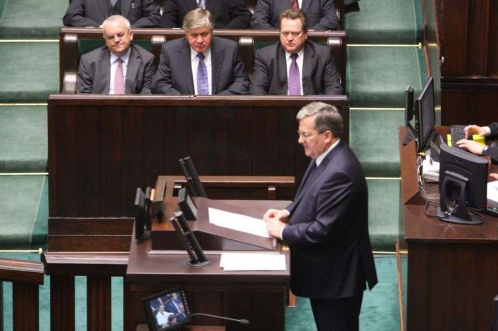  Pierwsze posiedzenie Sejmu VII kadencji. Przemawia prezydent Bronislaw Komorowski