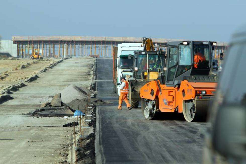  Nowa droga ma blisko 80 cm wysokości. Warto tez zaznaczyc, ze odcinek Lublin–Piaski zostanie wylany asfaltem nowej generacji WMS – o wysokim module sztywności.