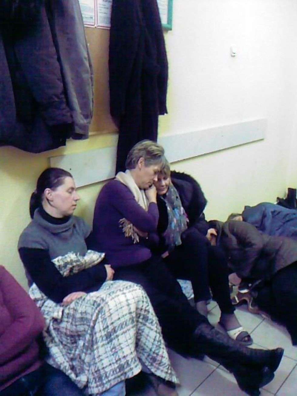  Protektor: Protestujący spędzili noc w zakładzie (zdjęcie 2) - Autor: Uczestnik protestu