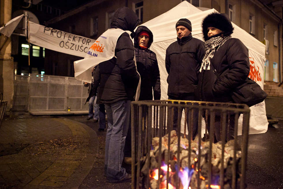  Protest w Protektorze: Noc z 5 na 6 stycznia (zdjęcie 3) - Autor: Jacek Szydłowski
