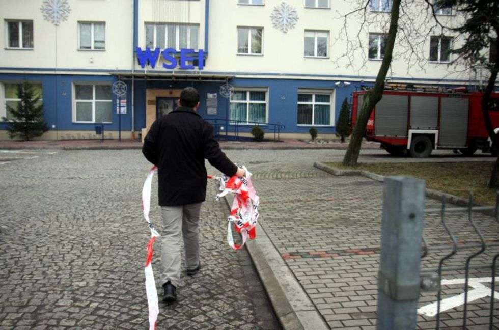  Fałszywy alarm bombowy w WSEI  (zdjęcie 1) - Autor: Jacek Świerczyński