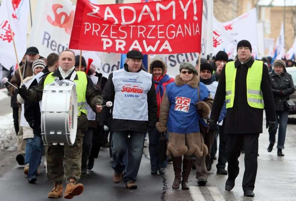  Związkowcy wyszli na ulice Lublina (zdjęcie 17) - Autor: Wojciech Nieśpiałowski