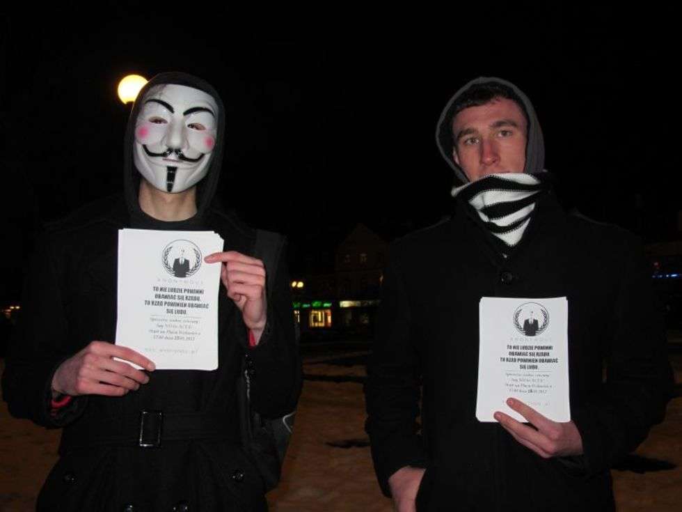  Protest przeciwko ACTA w Bialej Podlaskiej (zdjęcie 2) - Autor: Marek Pietrzela