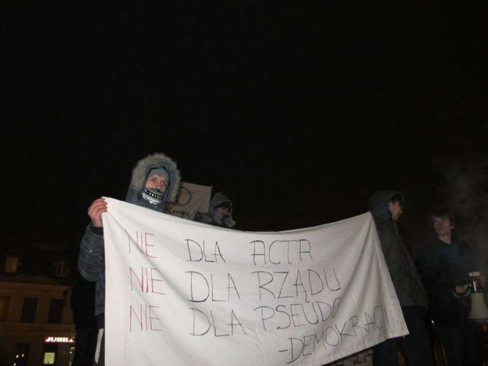  Protest przeciwko ACTA w Bialej Podlaskiej (zdjęcie 6) - Autor: Marek Pietrzela