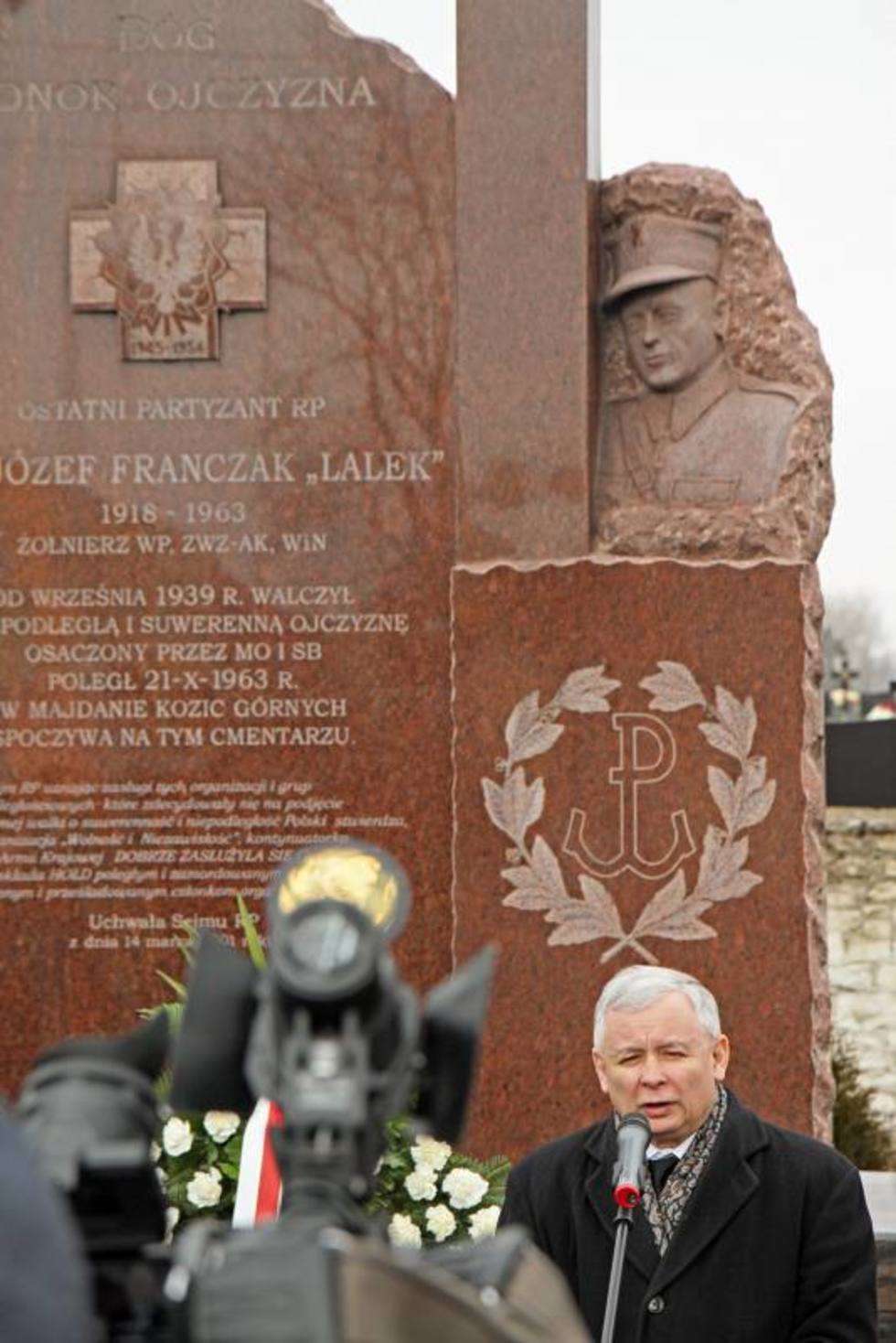  Jarosław Kaczyński w Piaskach (zdjęcie 12) - Autor: Maciej Kaczanowski