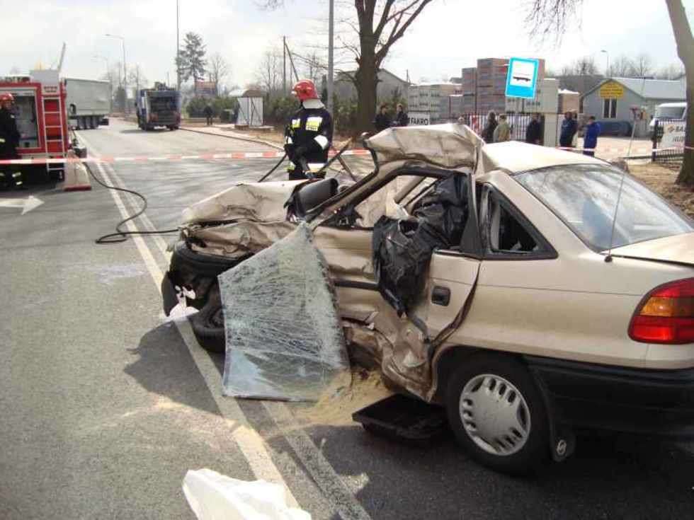  Tragiczny wypadek w Moszczance (zdjęcie 1) - Autor: KP PSP w Rykach