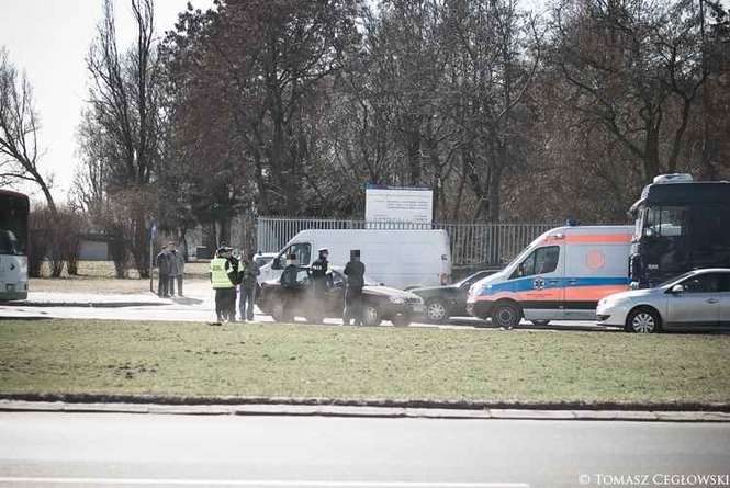 Stłuczka z udziałem ciężarówki na al. Tysiąclecia w Lublinie