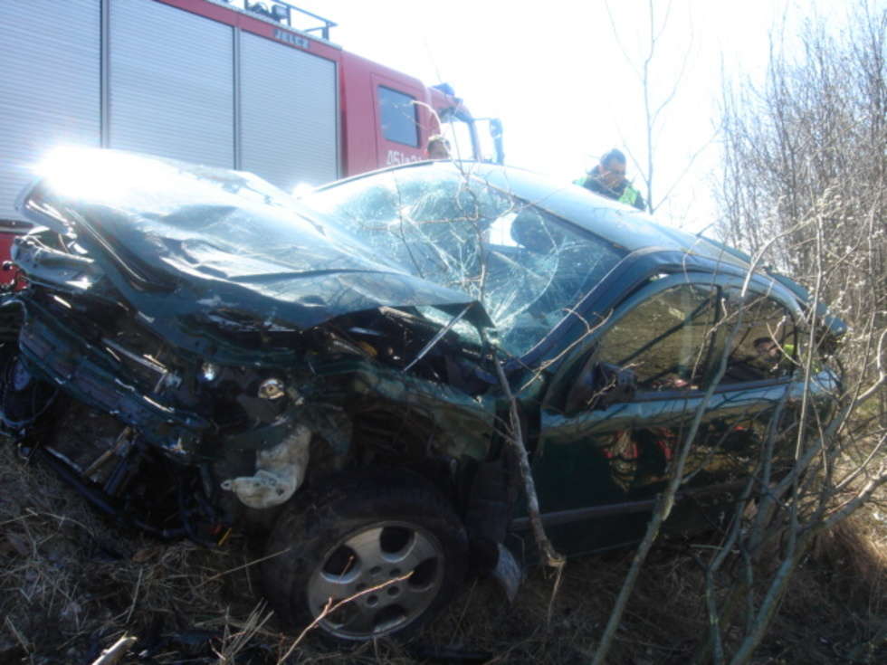  Wypadek pod Nowodworem (zdjęcie 5) - Autor: KPP Lubartów