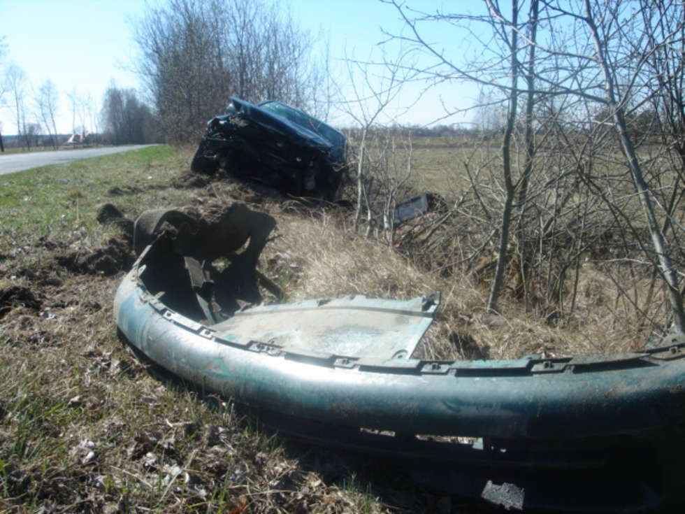  Wypadek pod Nowodworem (zdjęcie 9) - Autor: KPP Lubartów
