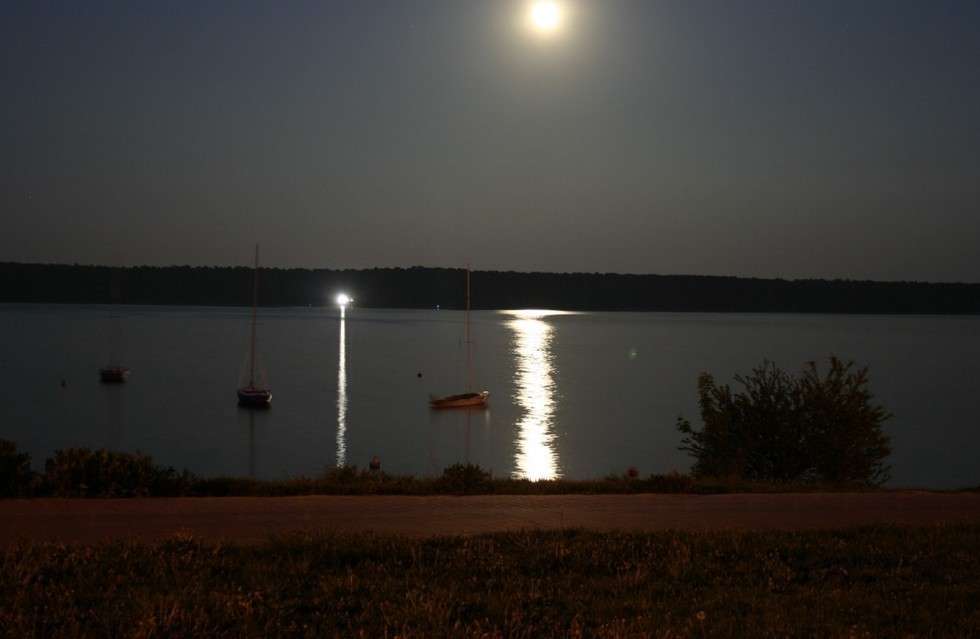  Pełnia księżyca na Waszych zdjęciach (zdjęcie 11) - Autor: Hubert Głos