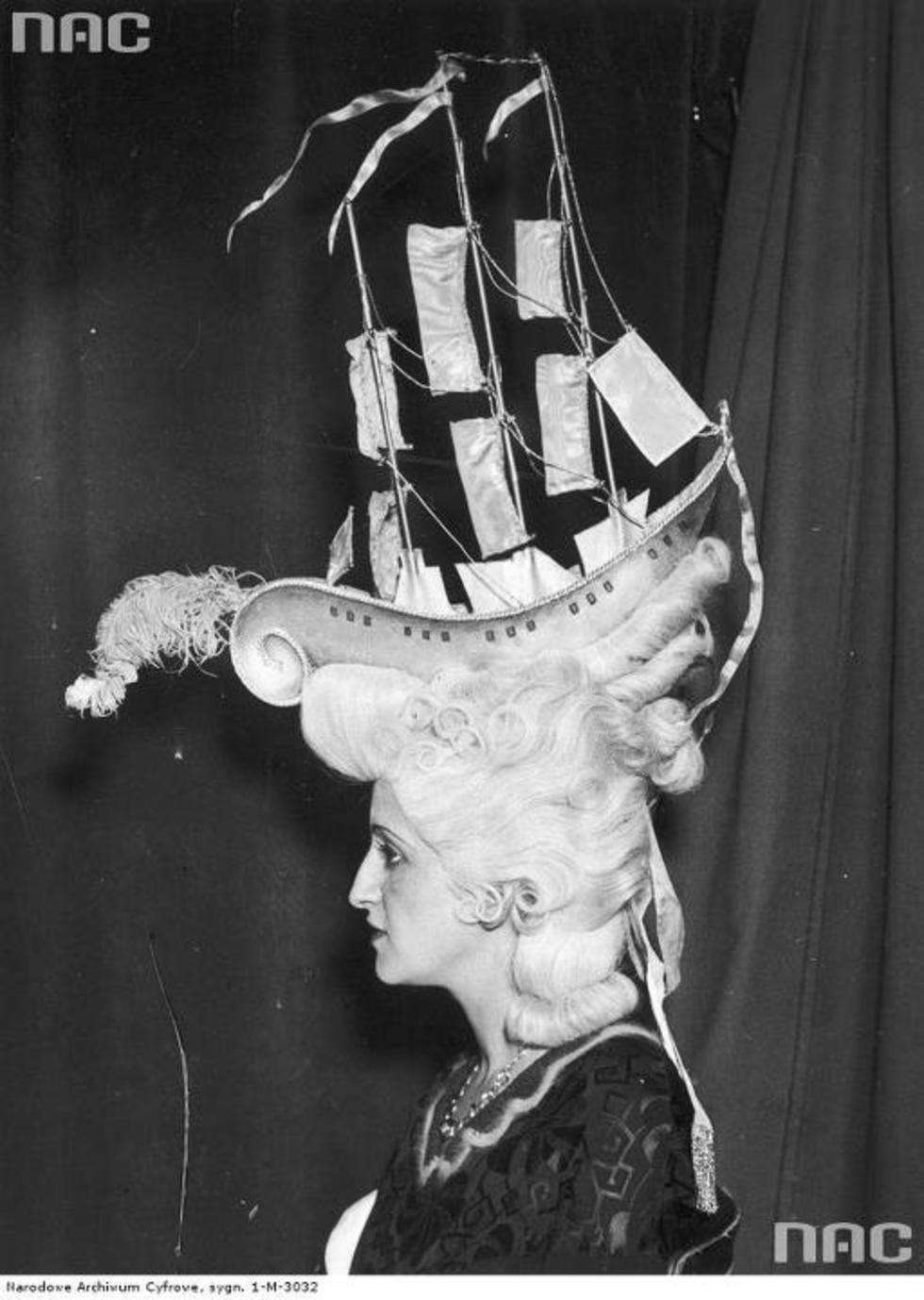  Fryzura opracowana na konkurs fryzjerów w Berlinie, 1933.
