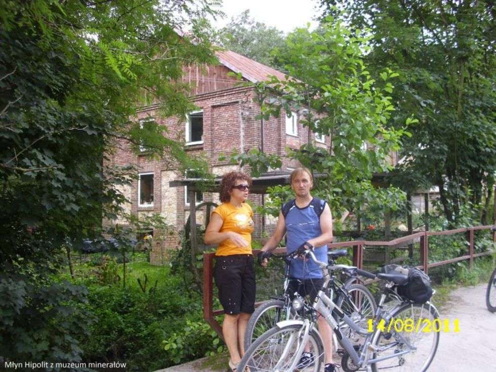  Zdjęcia zostały wykonane podczas wycieczki rowerowej do Nałęczowa przez Wojciechów.