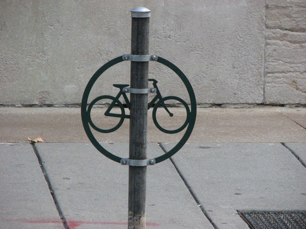  Najciekawsze stojaki rowerowe w miastach (zdjęcie 11) - Autor: hounddiggity / Flickr / CC BY
