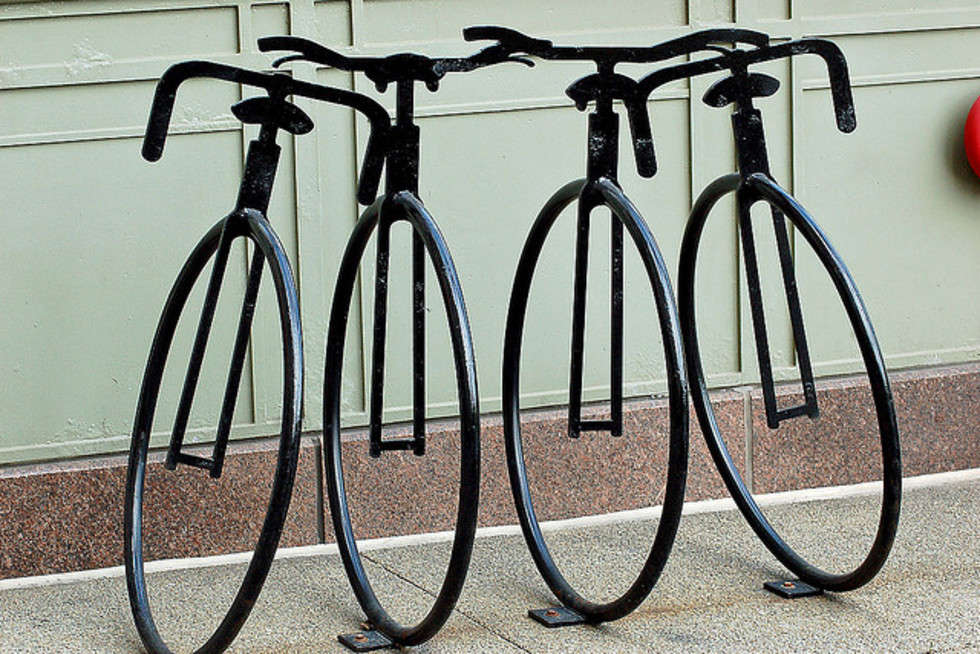 Najciekawsze stojaki rowerowe w miastach (zdjęcie 15) - Autor: leadfoot/ Flickr / CC BY