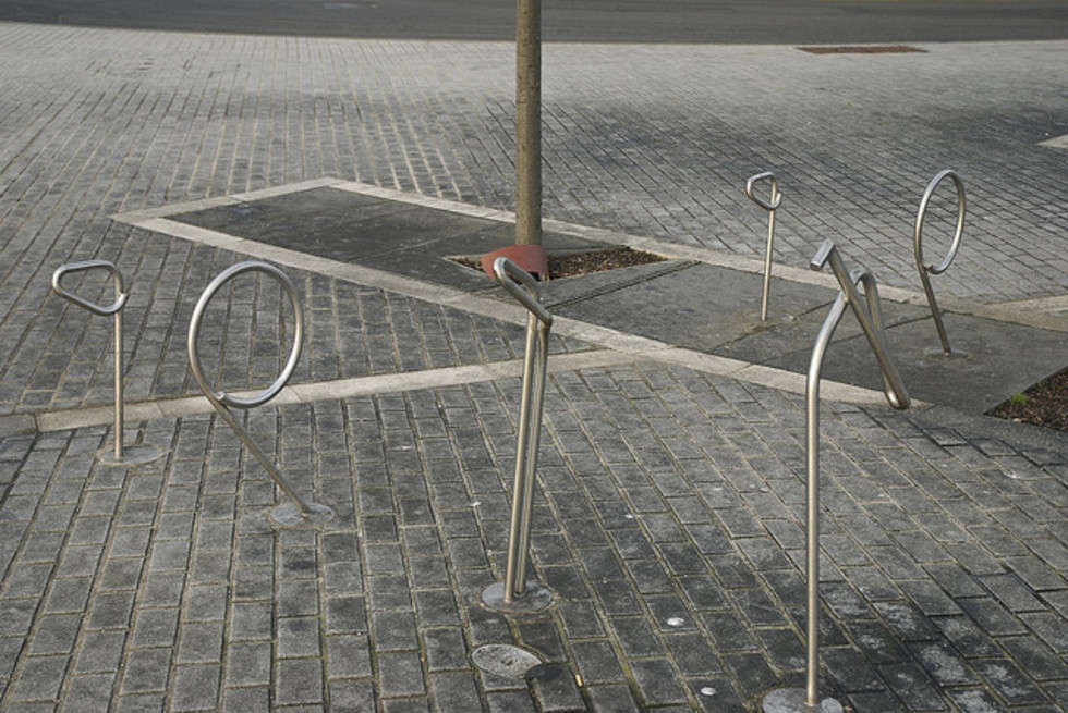 Najciekawsze stojaki rowerowe w miastach (zdjęcie 21) - Autor: What's the rush / Flickr / CC BY