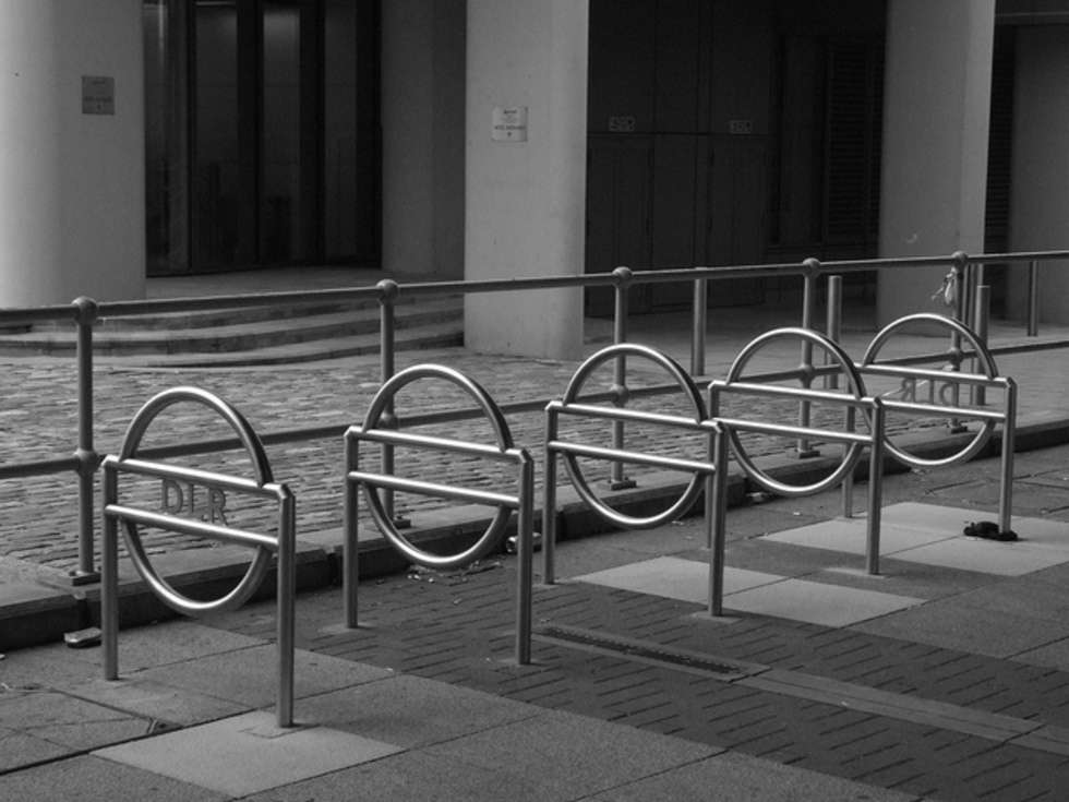  Najciekawsze stojaki rowerowe w miastach (zdjęcie 9) - Autor: failing_angel / Flickr / CC BY