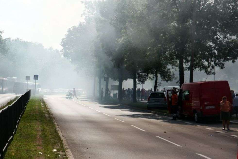  Wybuch gazu na ul. Kleeberga (zdjęcie 4) - Autor: Jacek Świerczyński