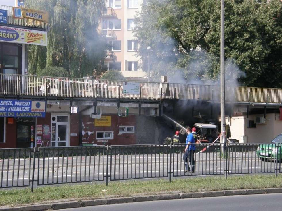  Wybuch gazu na ul. Kleeberga w Lublinie (zdjęcie 7) - Autor: piotrek74