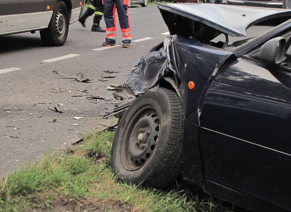  Wypadek w Konopnicy  (zdjęcie 3) - Autor: Fotonews