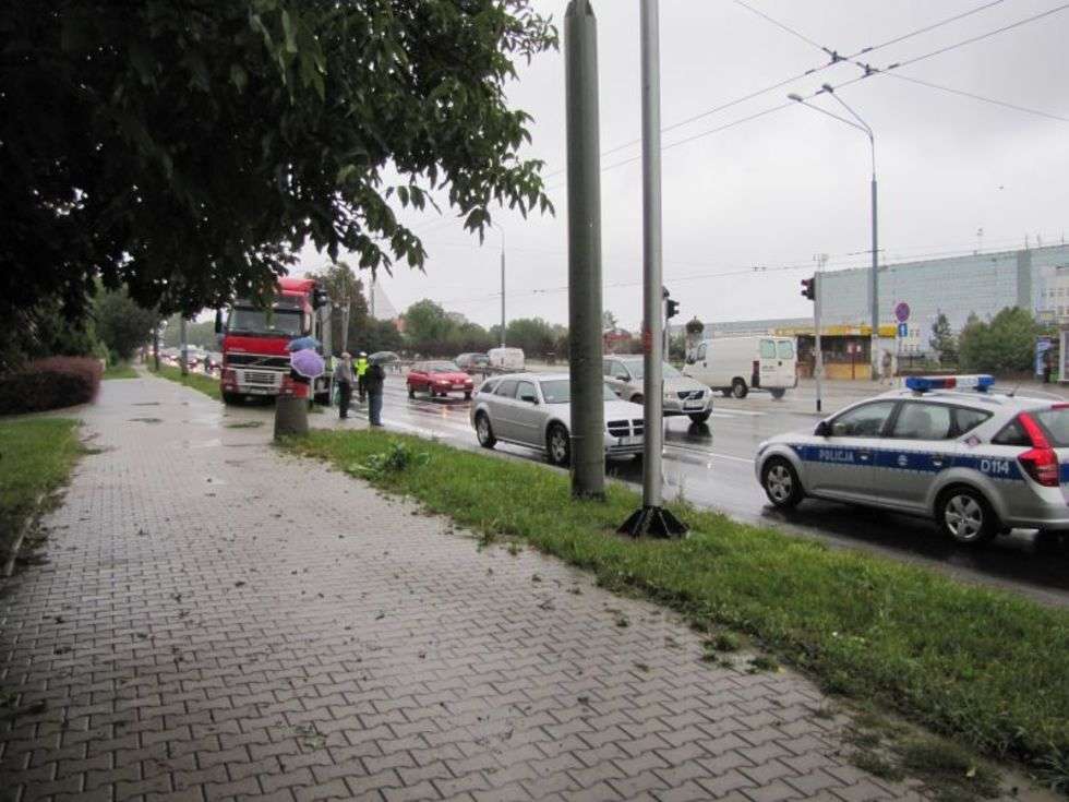  Wypadek w Niedrzwicy (zdjęcie 8) - Autor: Fotonews / MM Lublin