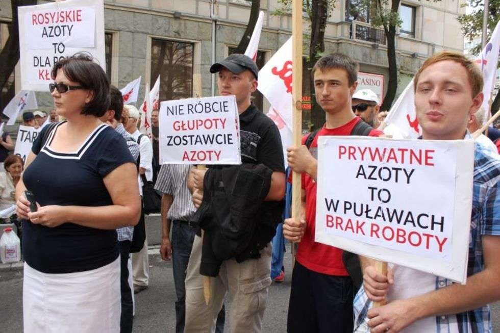  Związkowcy z Puław protestowali w Warszawie (zdjęcie 5) - Autor: Daniel Krawczyk