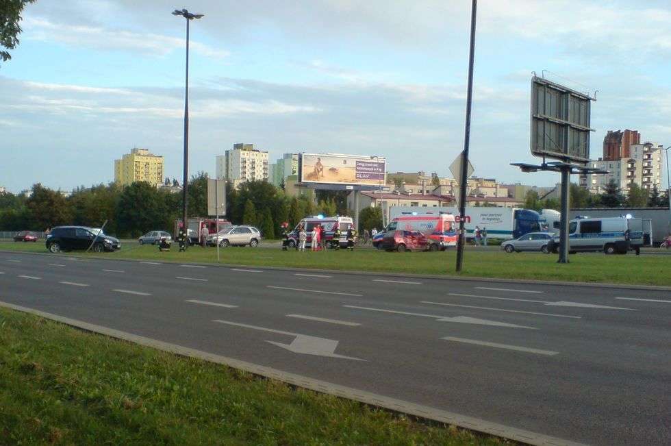  Wypadek na ul. Jana Pawła II (zdjęcie 9) - Autor: Mirek / Alarm24