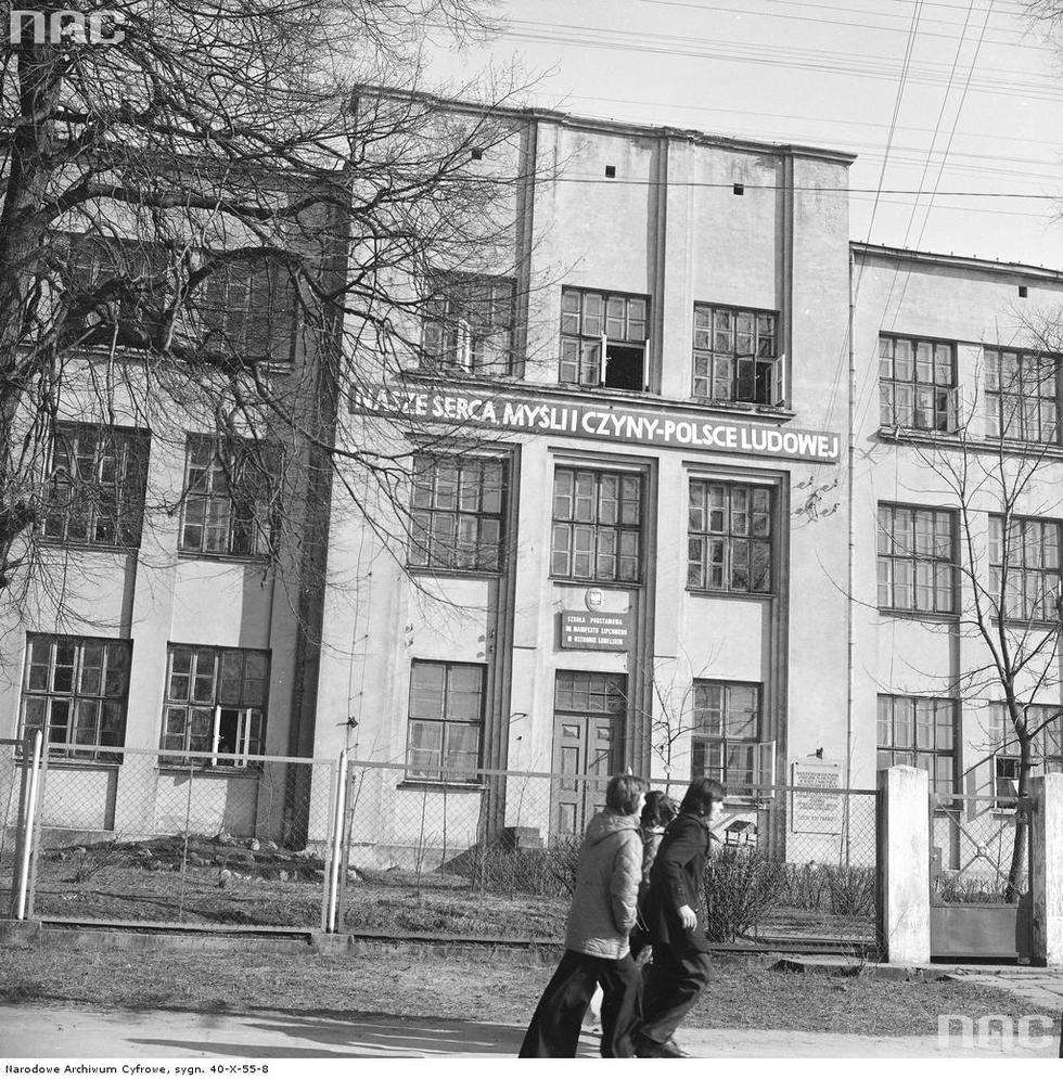  Rok 1977. Szkoła Podstawowa w Ostrowie Lubelskim