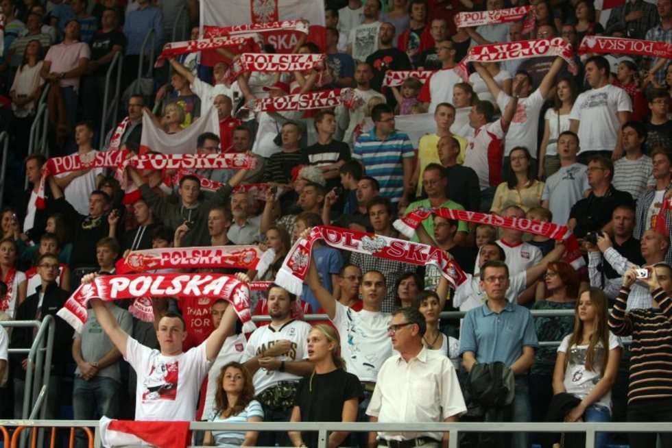  Mecz Polska - Albania w hali Globus (zdjęcie 16) - Autor: Wojciech Nieśpiałowski
