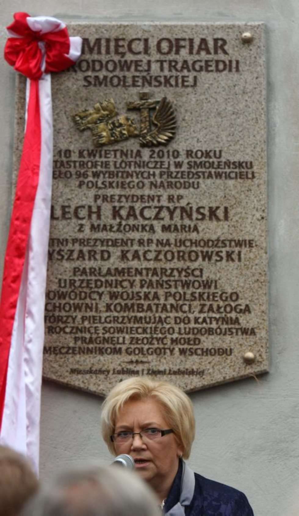  Odsłonięcie tablicy smoleńskiej w Lublinie (zdjęcie 2) - Autor: Wojciech Nieśpiałowski