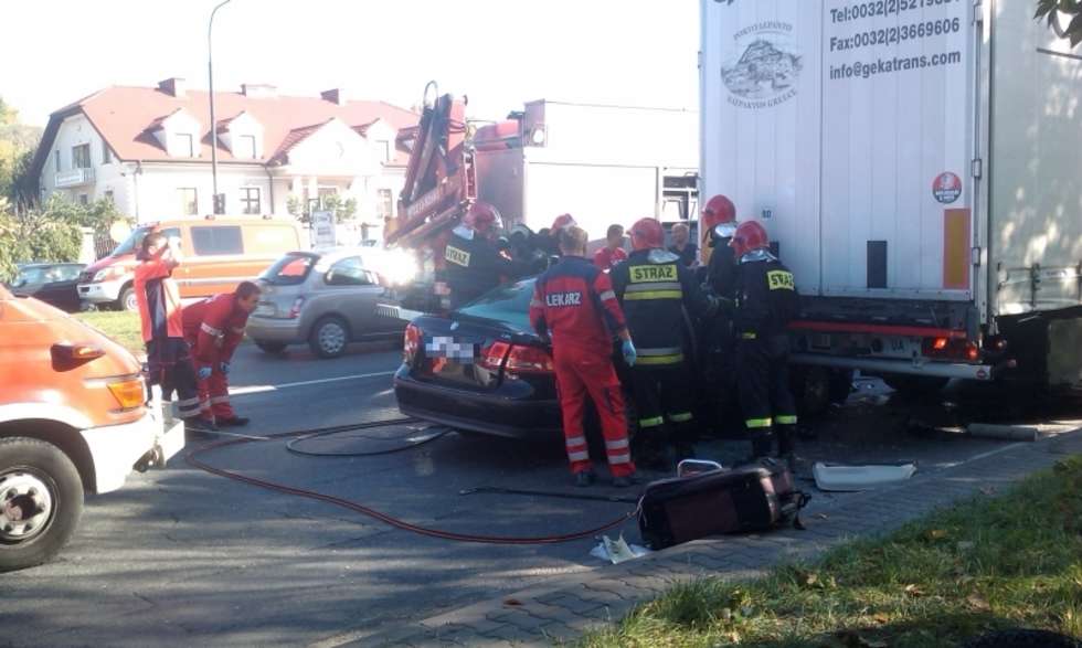  Wypadek na al. Tysiąclecia w Lublinie (zdjęcie 3) - Autor: REM / alarm24