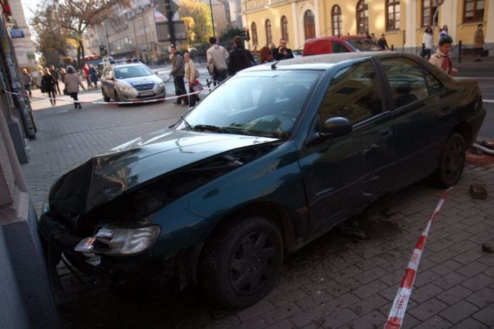  Wypadek na Krakowskim Przedmieściu  - Autor: Jacek Świerczyński