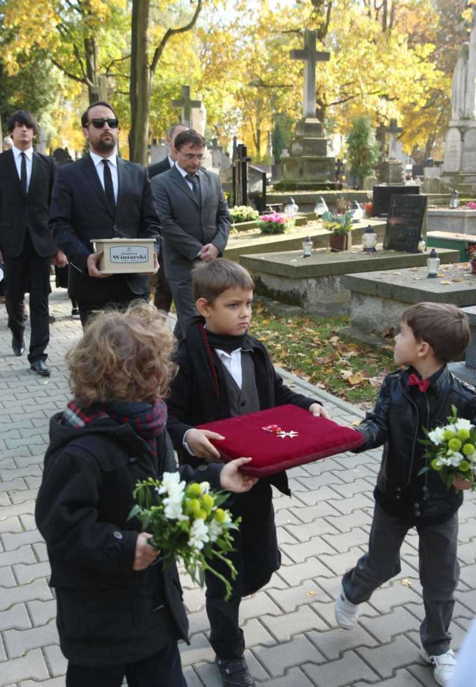  Pogrzeb Jausza Winiarskiego  - Autor: Maciej Kaczanowski