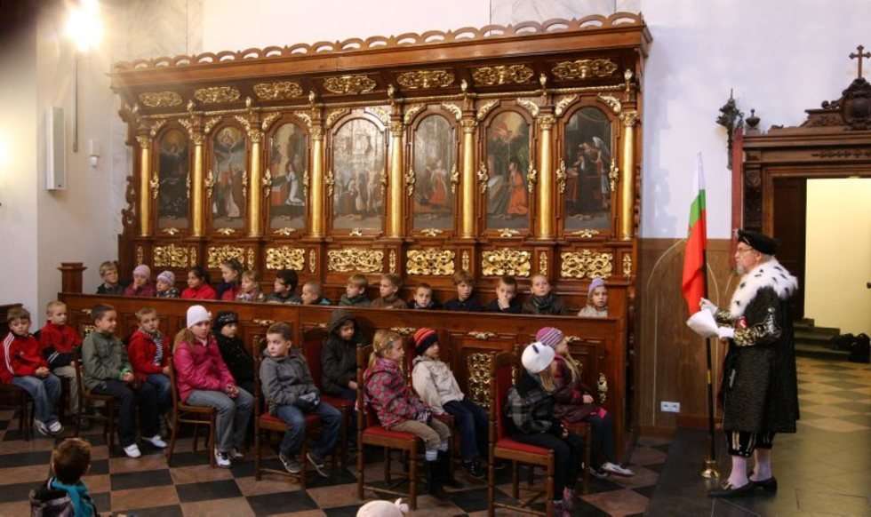  Oficjalne otwarcie i zwiedzanie kościoła pobrygidkowskiego (zdjęcie 11) - Autor: Wojciech Nieśpiałowski