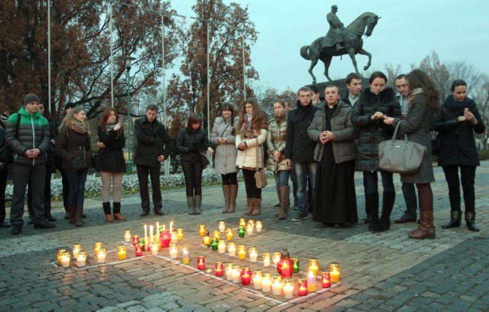  Pamięci ofiar Wielkiego Głodu na Ukrainie  (zdjęcie 11) - Autor: Maciej Kaczanowski