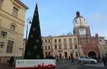 Iluminacje świąteczne montowane w Lublinie (zdjęcie 4)