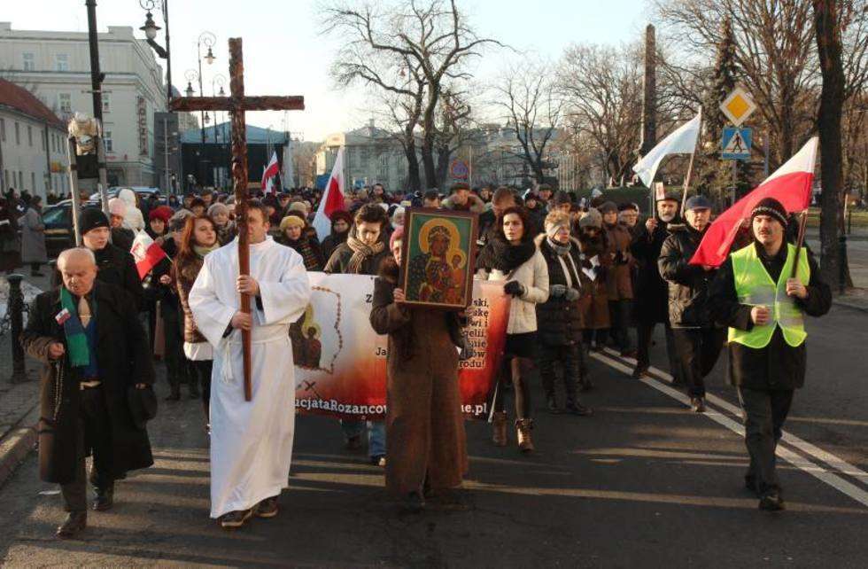  Marsz Krucjaty Różańcowej w centrum Lublina (zdjęcie 11) - Autor: Maciej Kaczanowski