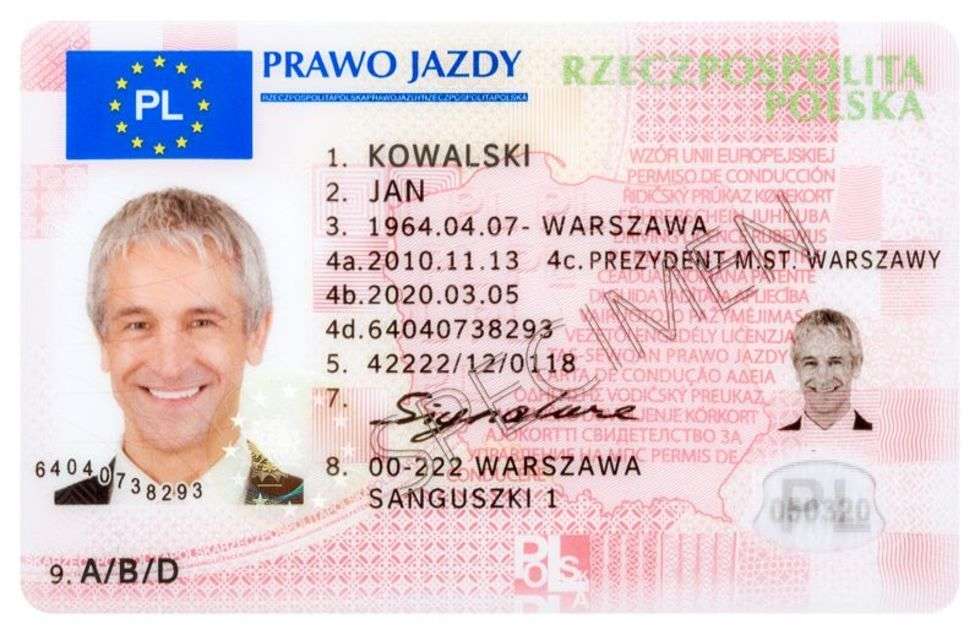  Tak wygląda nowe prawo jazdy (zdjęcie 1) - Autor: Polska Wytwórnia Papierów Wartościowych 