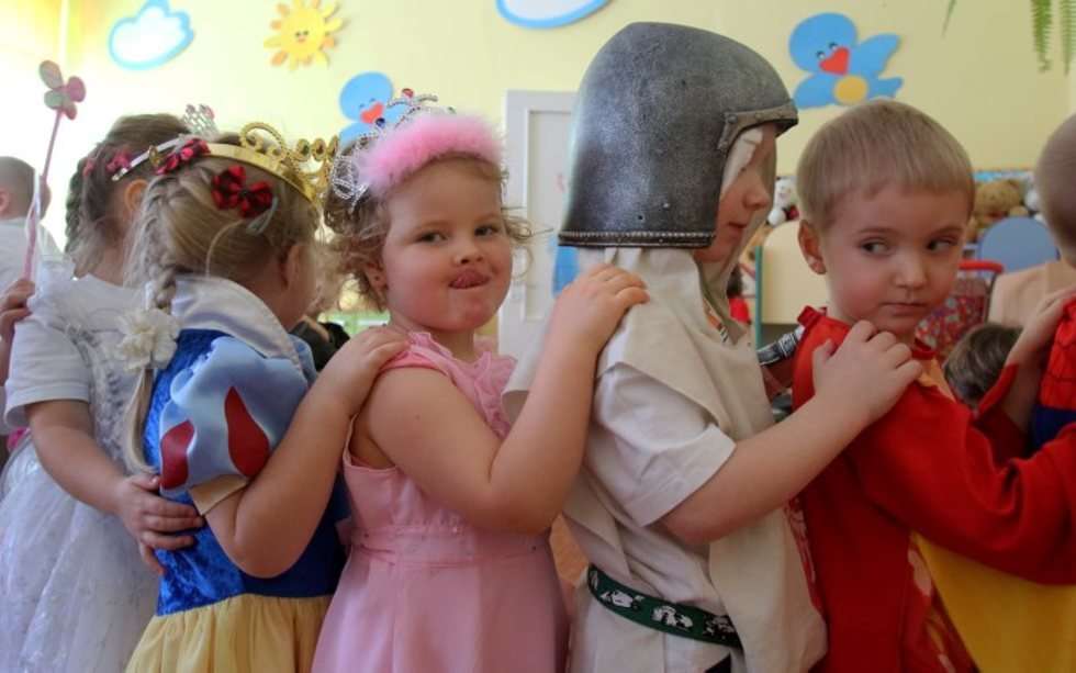  Karnawał w przedszkolu nr 4 w Świdniku (zdjęcie 6) - Autor: Dorota Awiorko - Klimek