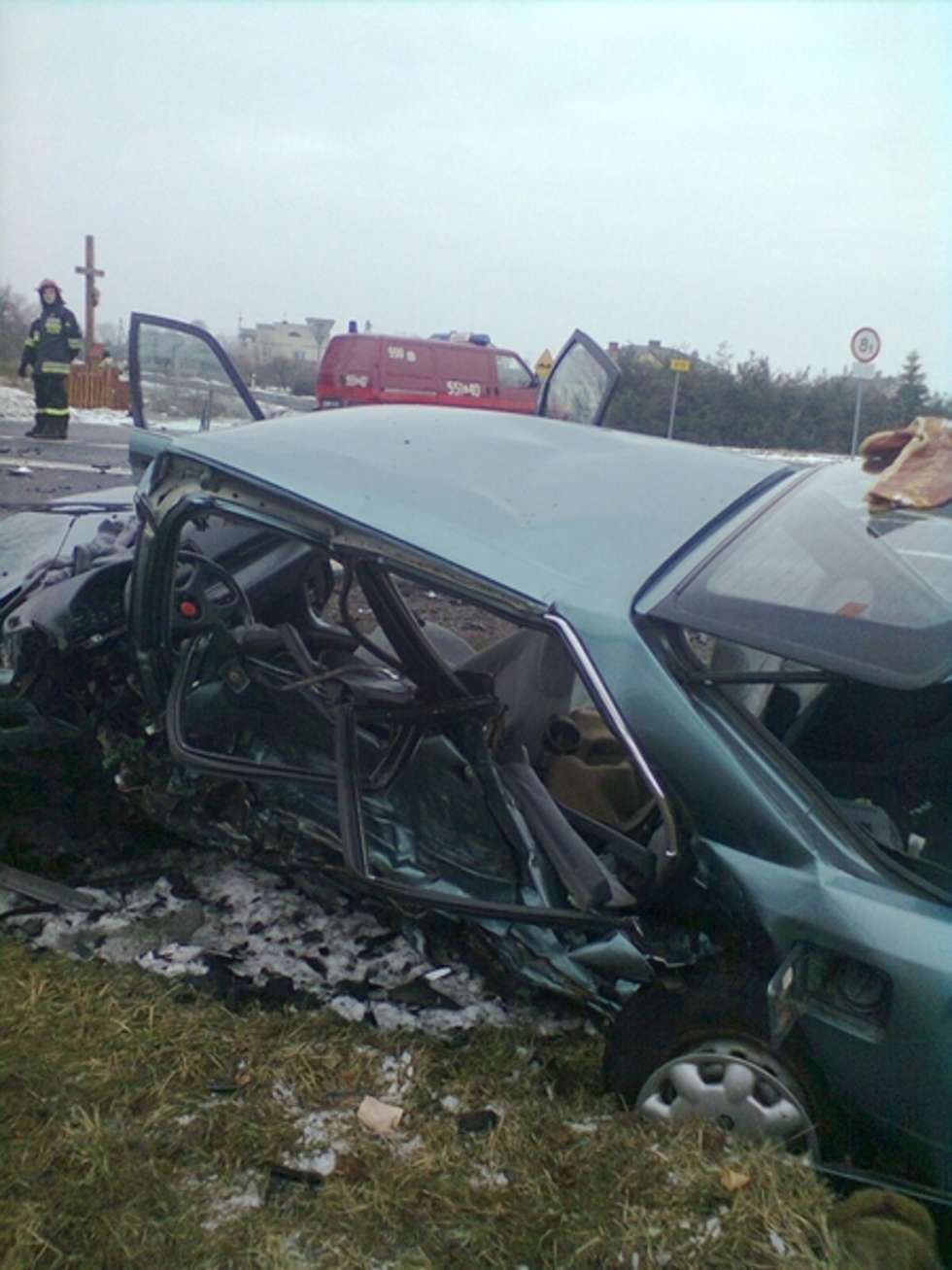  Wypadek w miejscowości Kołacze (zdjęcie 3) - Autor: straż pożarna