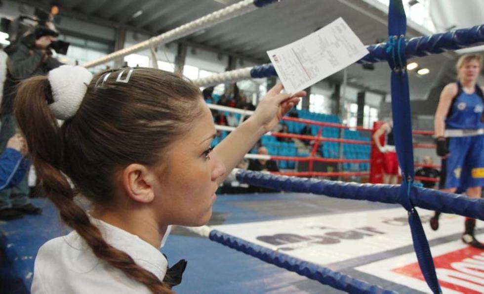 Karolina Michalczuk mistrzynią Polski w boksie! (zdjęcie 14) - Autor: Maciej Kaczanowski