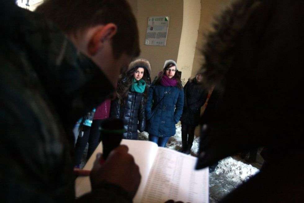  Czytanie listy z nazwiskami mieszkańców lubelskiego getta