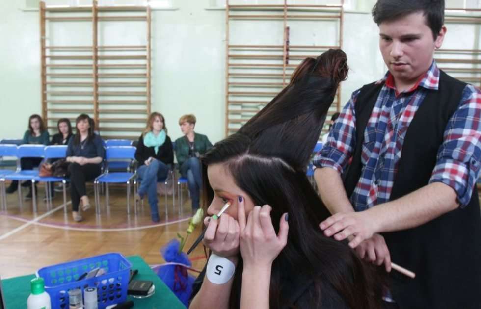  Konkurs fryzjerski w ZSOW w Lublinie  (zdjęcie 6) - Autor: Dorota Awiorko - Klimek