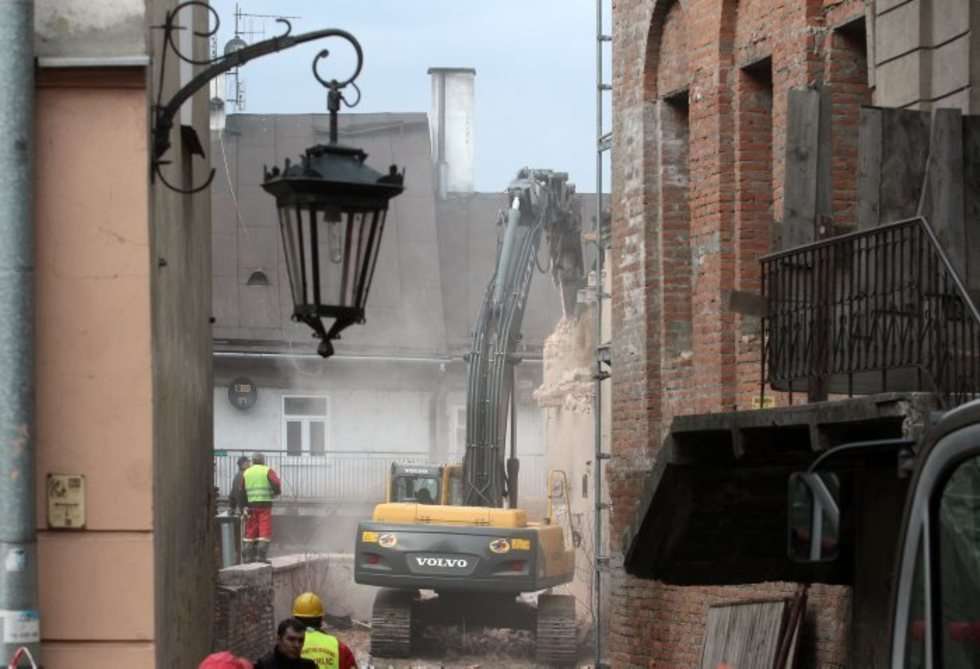  Katastrofa budowlana na Starym Mieście (zdjęcie 1) - Autor: Wojciech Nieśpiałowski
